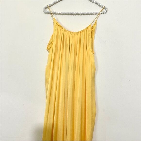Knot Sisters Yvonne Yellow Sleeveless Maxi Dress NEW WITH TAGS SIZE SMALL - Picture 3 of 7